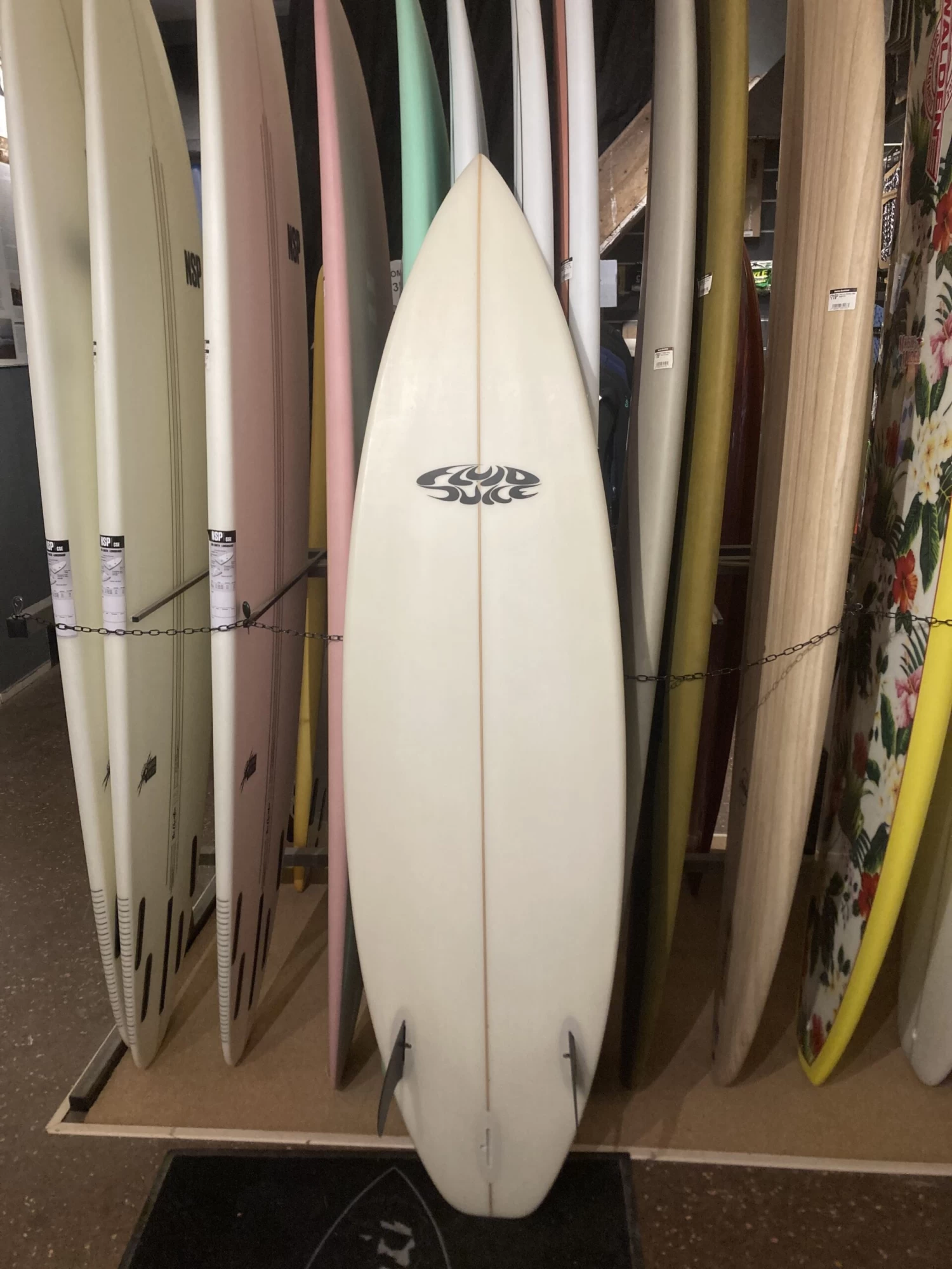 USED SURFBOARD FLUID JUICE 6″ X 18 1/2 X 2 1/4 2 USED SURFBOARD FLUID JUICE 6″ X 18 1/2 X 2 1/4 - Image 2