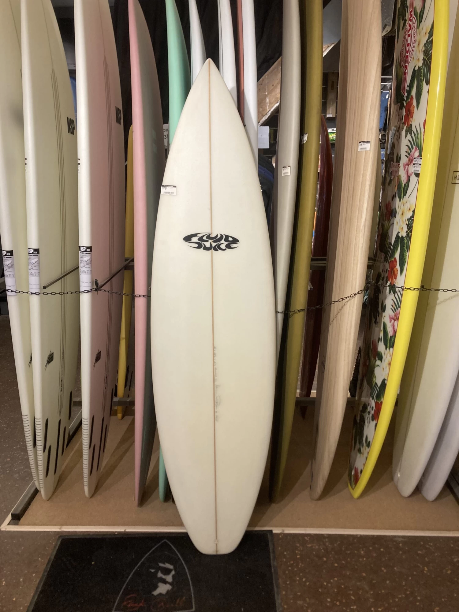 USED SURFBOARD FLUID JUICE 6″ X 18 1/2 X 2 1/4 1 USED SURFBOARD FLUID JUICE 6″ X 18 1/2 X 2 1/4