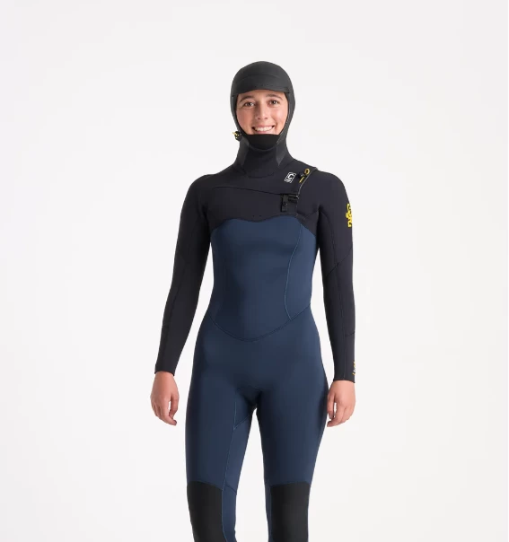 C-SKINS WOMENS WETSUIT – SOLACE HOODED 5:4:3 MM – CHEST ZIP 2 C-SKINS WOMENS WETSUIT – SOLACE HOODED 5:4:3 MM – CHEST ZIP - Image 2