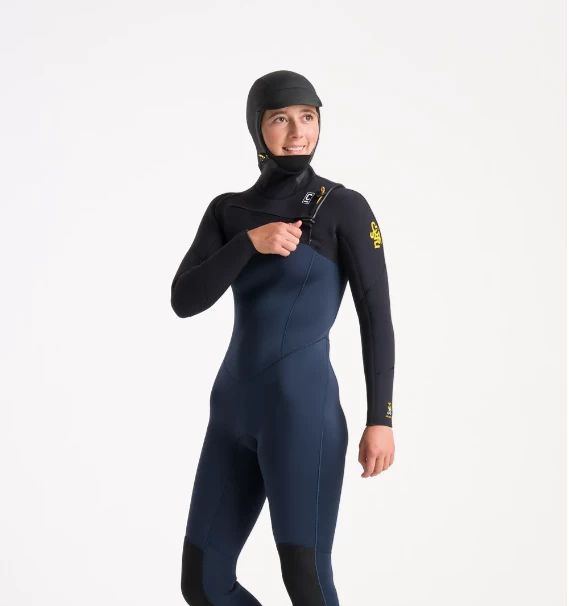 C-SKINS WOMENS WETSUIT – SOLACE HOODED 5:4:3 MM – CHEST ZIP 3 C-SKINS WOMENS WETSUIT – SOLACE HOODED 5:4:3 MM – CHEST ZIP - Image 3
