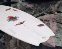 MISFIT SHAPES SURFBOARD – YANDINA SPEEDWAY – PRIMITEK – FUTURES – 3 FIN ( 5’8 – 5’10 ) -Surf Series Store Schermafbeelding 2025 01 07 om 13.34.19